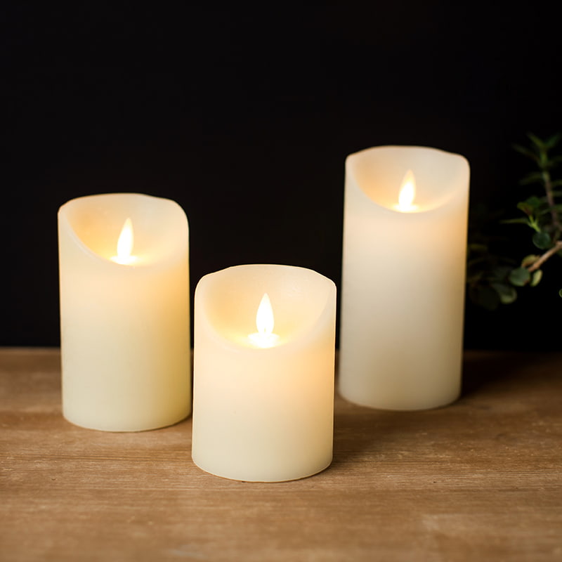 Set ng 3 Ivory Real Wax Flameless Candles