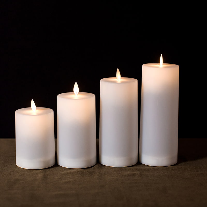 Set ng 4 White Solar LED Candles